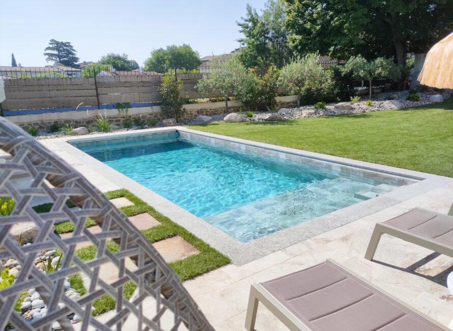 tons pastels sous le soleil_07 piscine Moussac